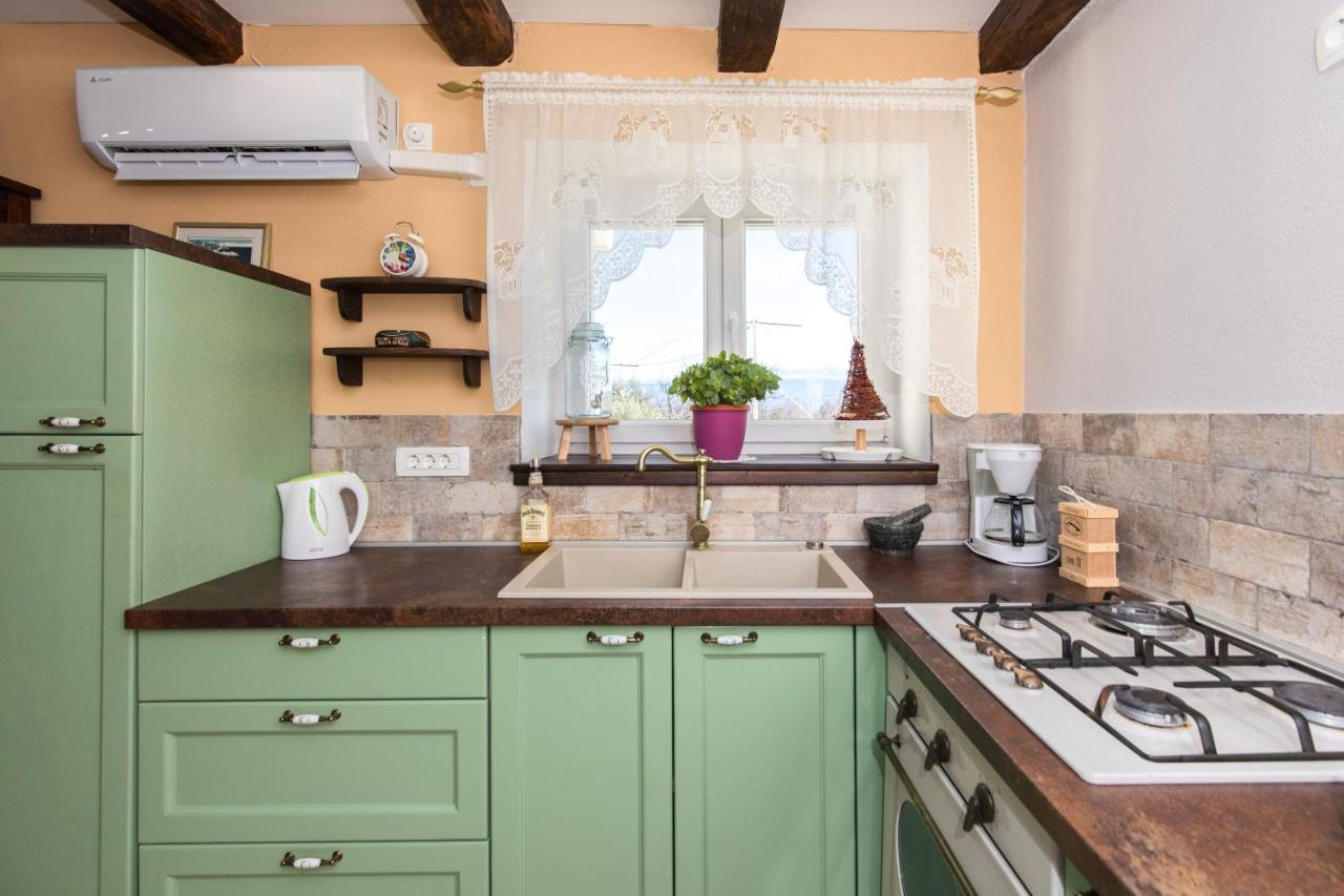 Apartman Lidija Рисика Екстериор снимка