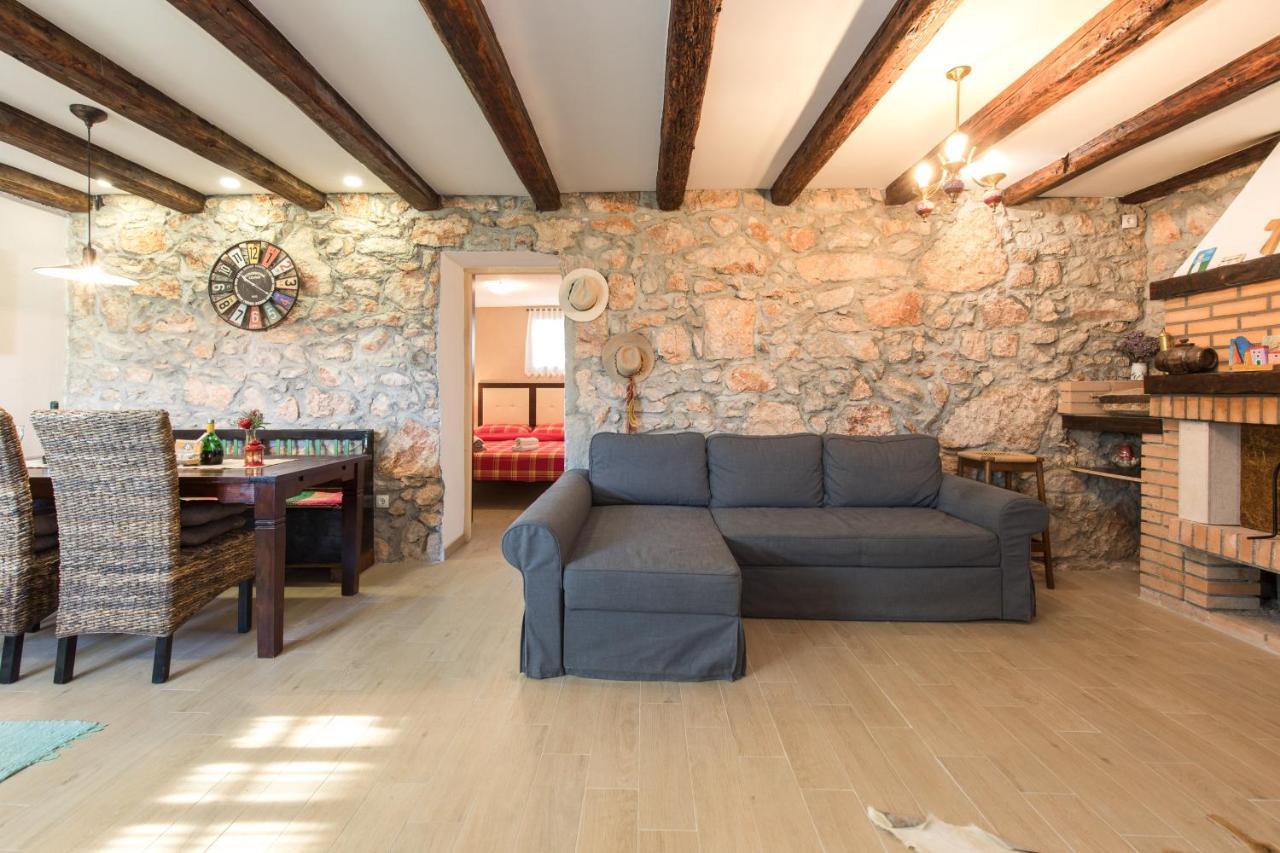 Apartman Lidija Рисика Екстериор снимка